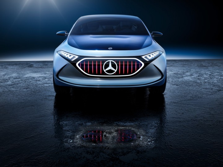 Mercedes-Benz EQA 2021 - 01